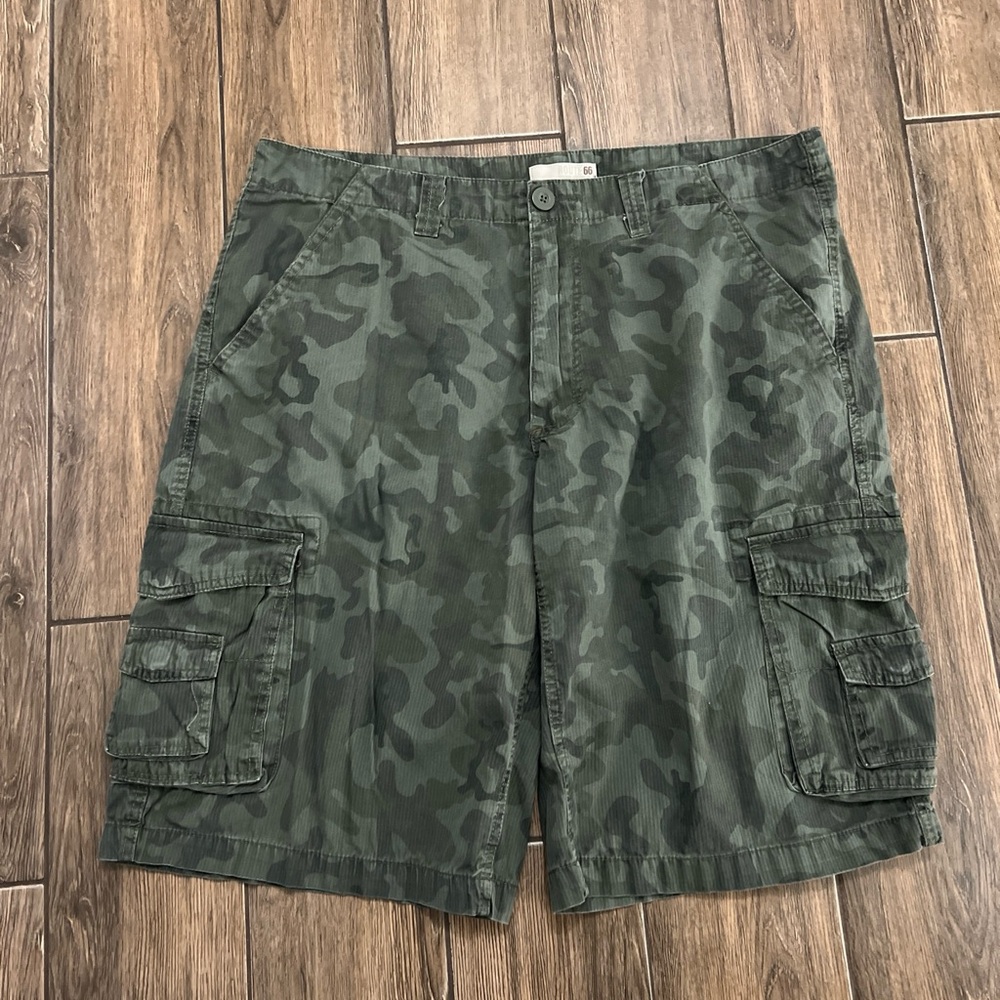 Route 66 Men's Camo Cargo Shorts Size 38 Multiple Pockets Casual Cotton